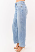 Light Wash Straight Jeans with Raw Hem – Versatile Fit 2