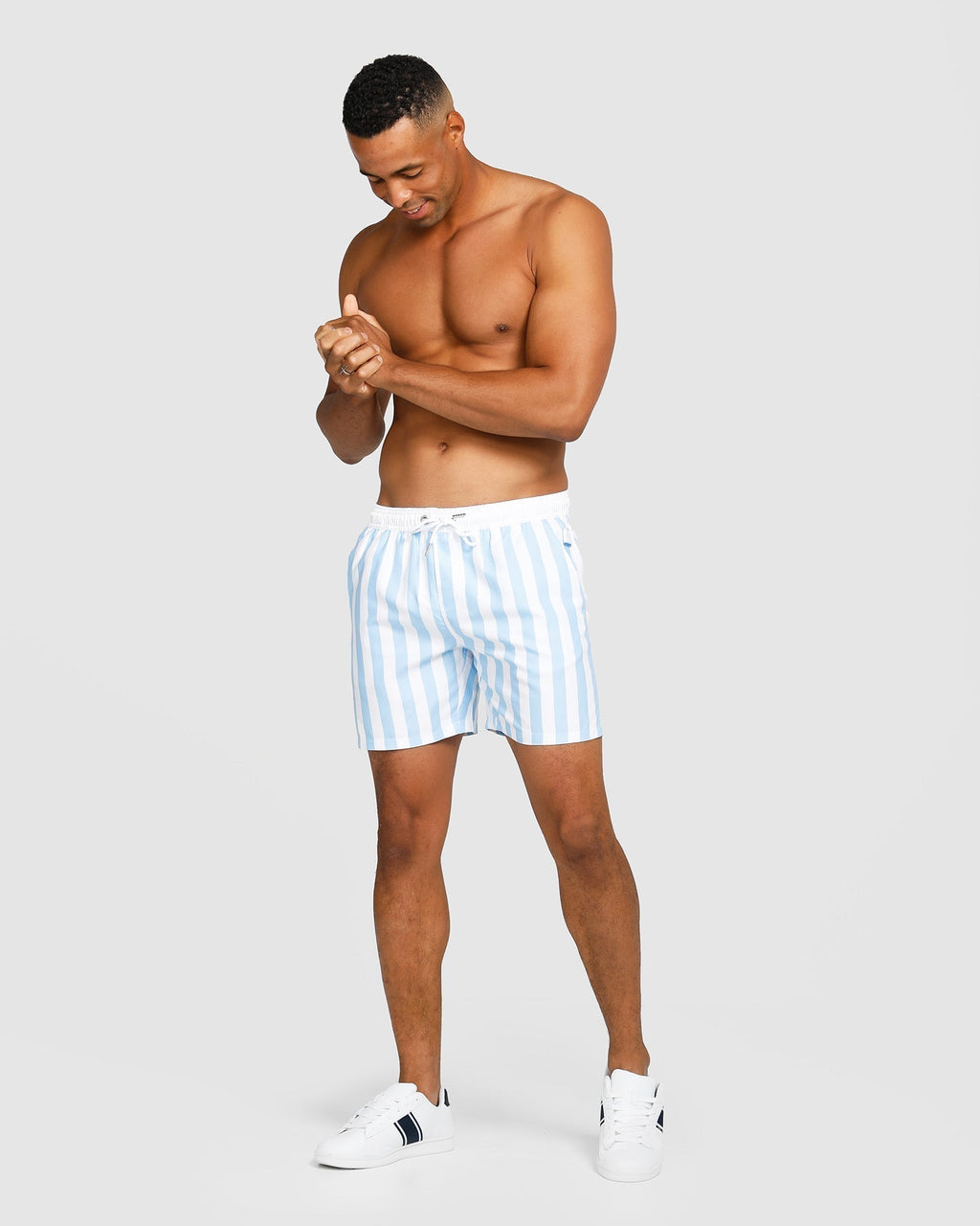 Men's Swim Trunks with Quick-Drying Fabric – Stylish Beachwear 1