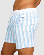 Men's Swim Trunks with Quick-Drying Fabric – Stylish Beachwear 2