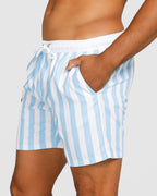 Men's Swim Trunks with Quick-Drying Fabric – Stylish Beachwear 4