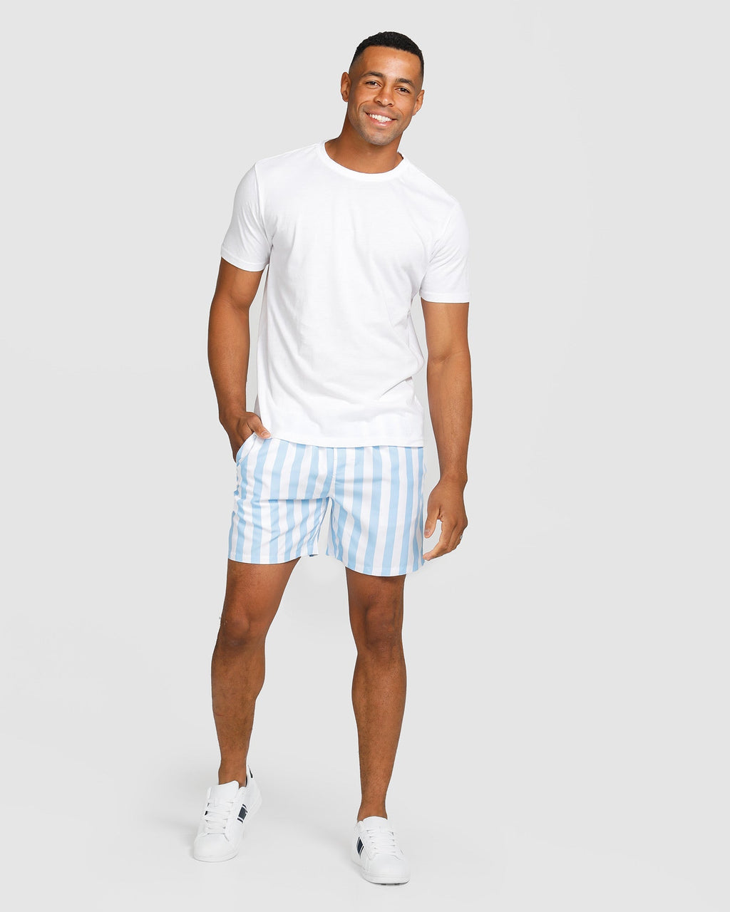 Men's Swim Trunks with Quick-Drying Fabric – Stylish Beachwear 5
