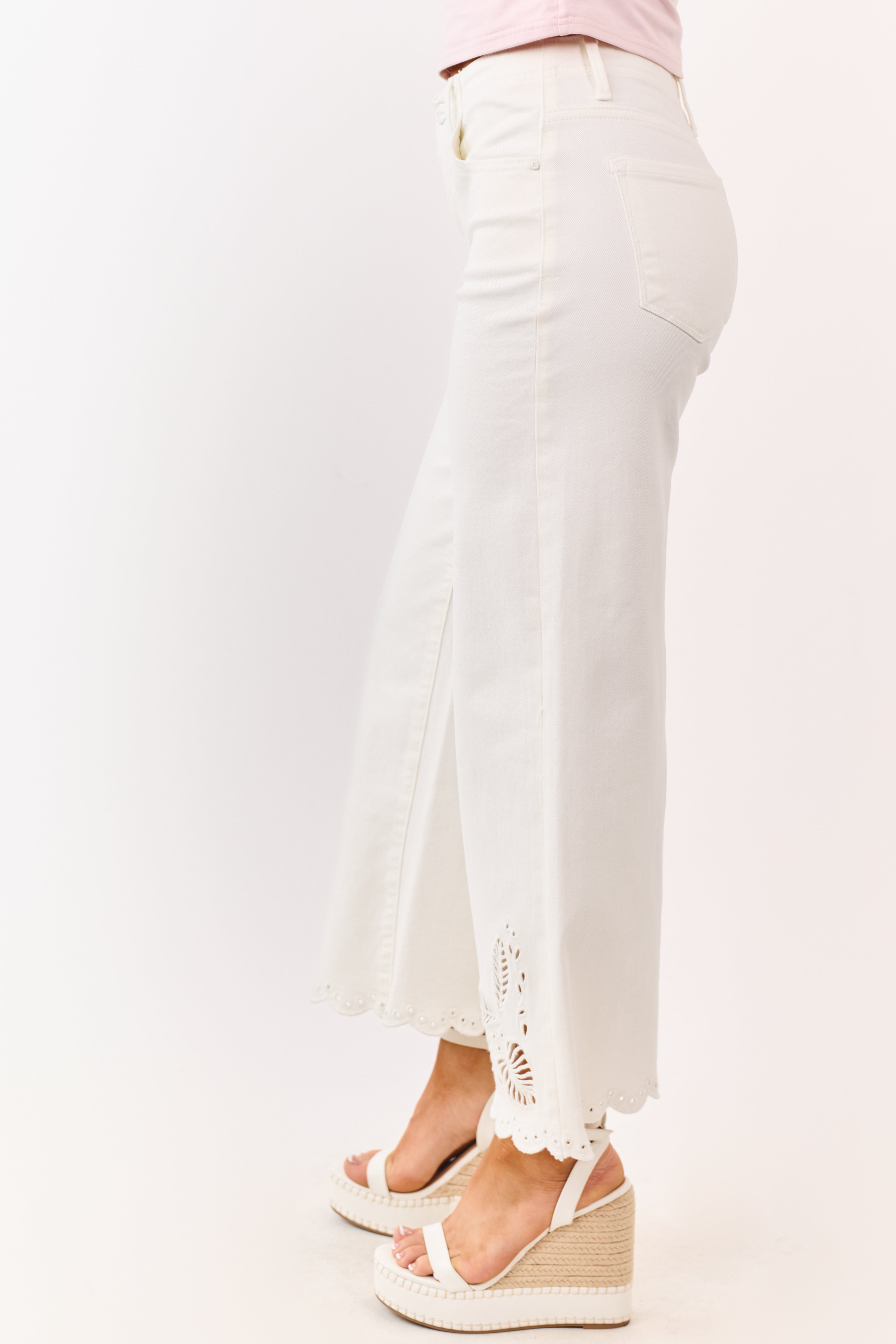 Stylish White Wide Leg Jeans for Women with Tummy Control & 4