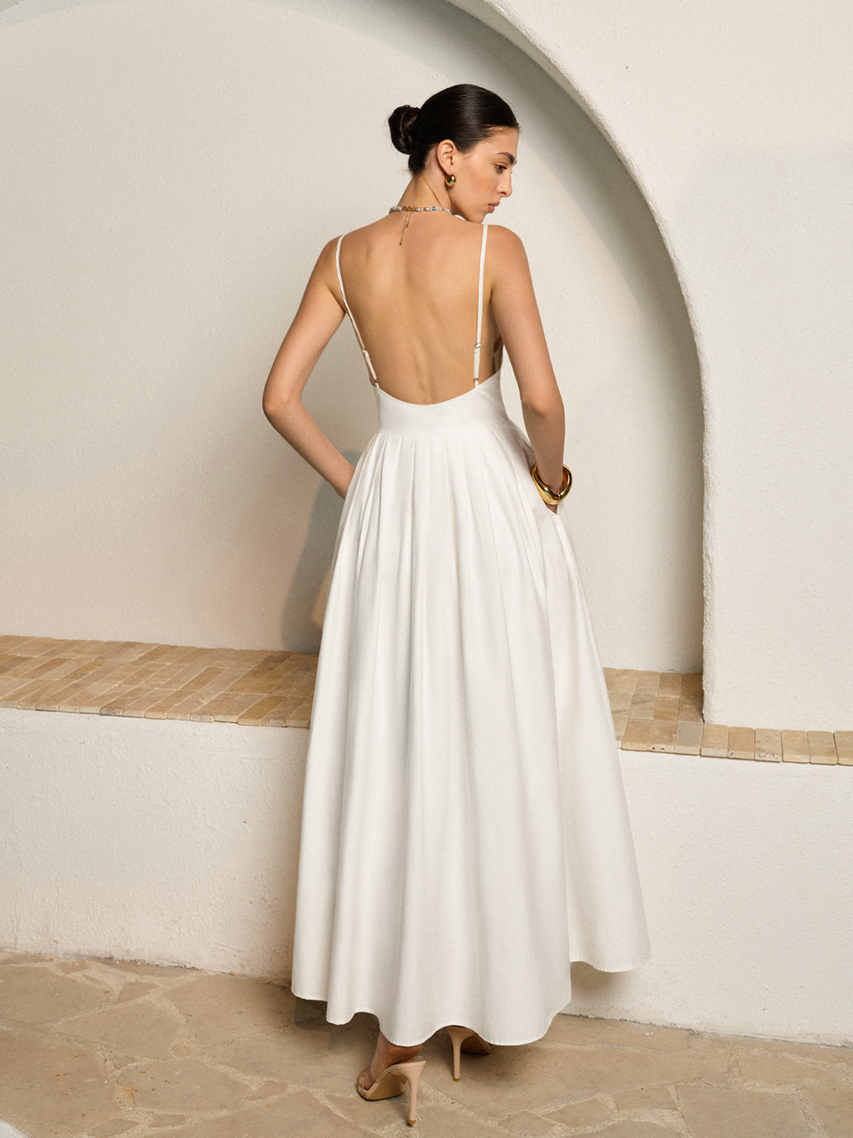 Women’s Backless Pleated Maxi Dress — V-Neck Sleeveless Elegant Party Wedding Vacation Long Dress 1