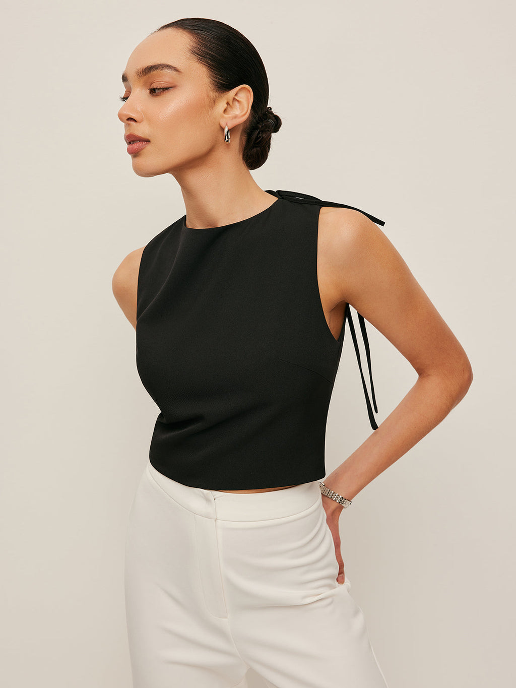 Women’s Backless Tie Neck Top — Sleeveless Woven Blouse Regular Fit Elegant Casual Work Leisure Top 1