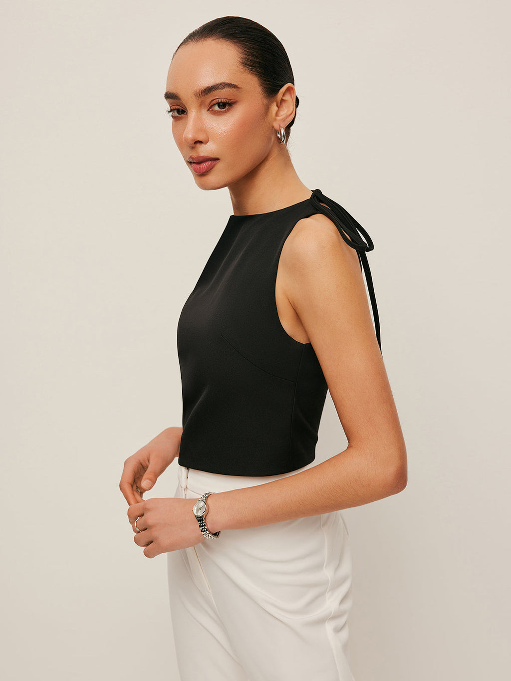 Women’s Backless Tie Neck Top — Sleeveless Woven Blouse Regular Fit Elegant Casual Work Leisure Top 3