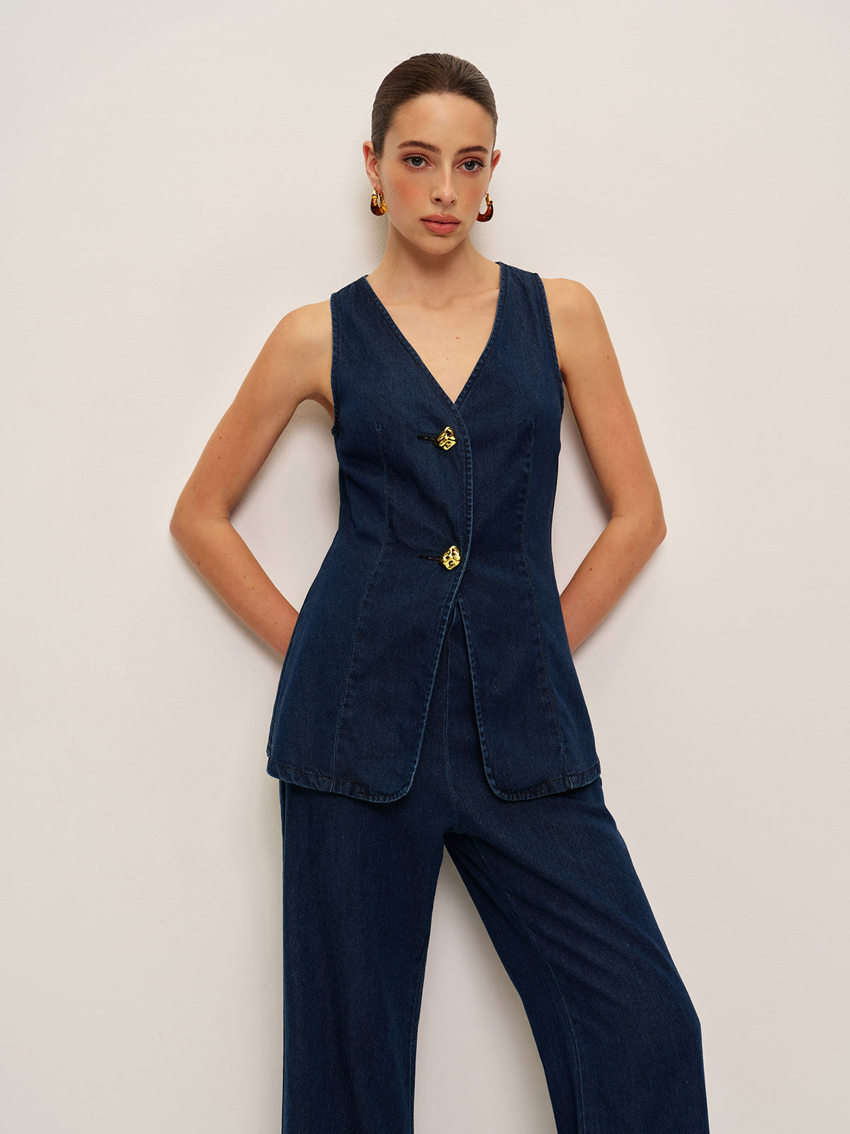 Women’s Tencel Denim Sleeveless Long Top — Shift Fit Metal Detail Casual Work Leisure Tunic Blouse 3